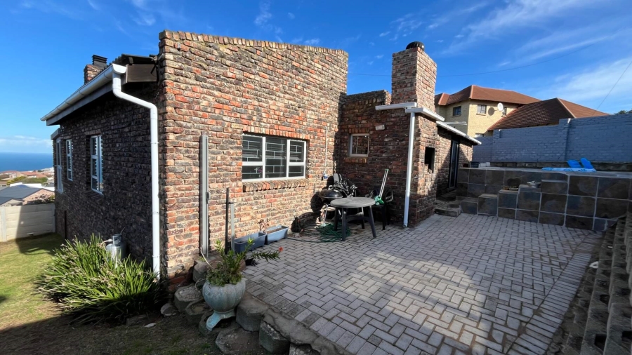 3 Bedroom Property for Sale in Dana Bay Western Cape